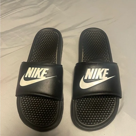 Nike Black Slides & Under Armour Red Slides Size 12 - Picture 4 of 6